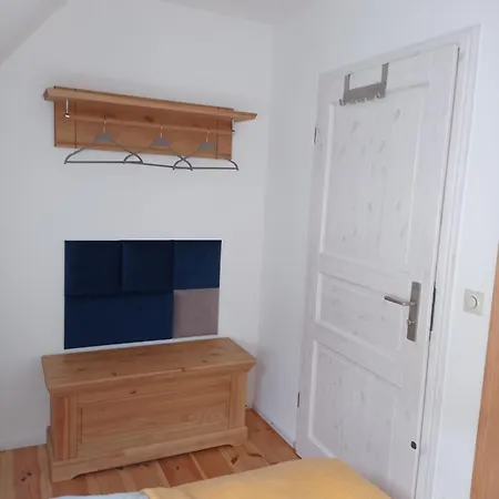 Drei-seiten-hof Etable Mit Schwimmteich Und Klimanlage Apartment